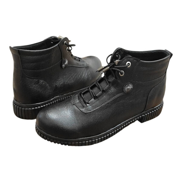 نیم بوت زنانه مدل 2025